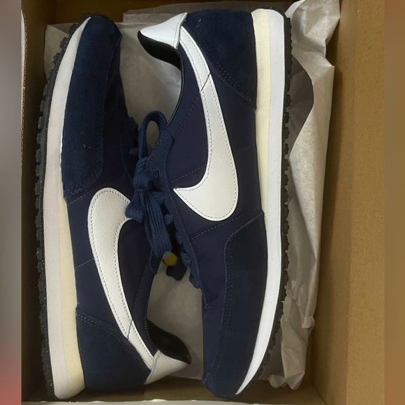 Other - Nike waffle trainer 2 Unisex